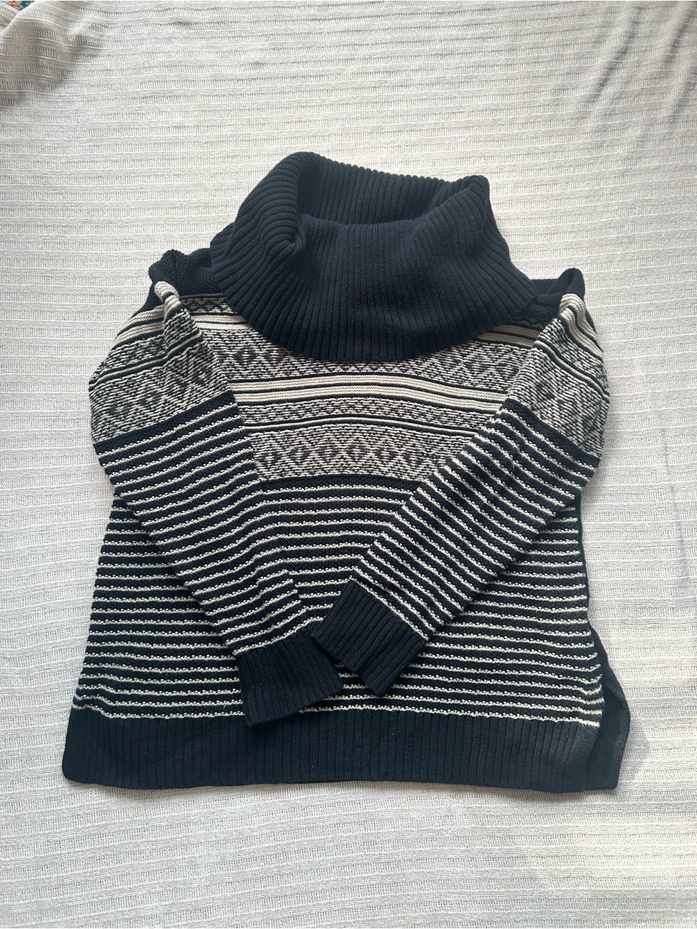 Patterned Cowl/Turtleneck sweater